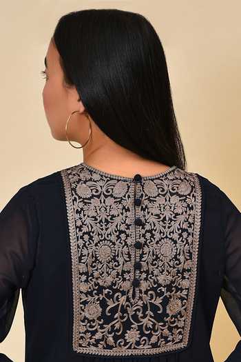NUHH_Blue Inner- Cotton, Kurta- Georgette Floral Notched Embroidered _at_Aza_Fashions