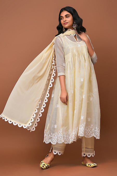 Nuhh_White Cotton, Chiffon, Kota Check Floral Notched Embroidered Anarkali Set _Online_at_Aza_Fashions