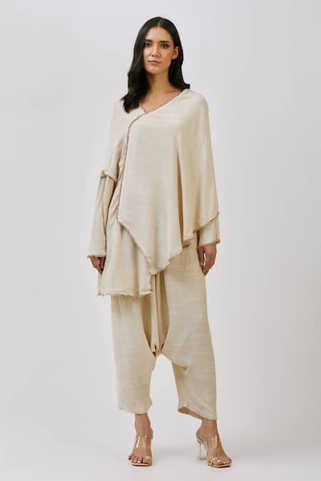 Nidzign Couture_White 100% Crinkle Cotton Plain V Neck Asymmetric Top And Pant Set _Online_at_Aza_Fashions