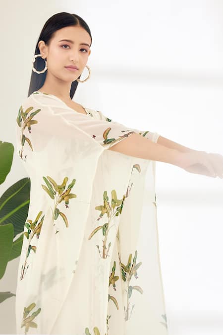 Shop_Nikasha_Off White Georgette Banana Tree V Neck Hand Painted Kaftan _Online_at_Aza_Fashions