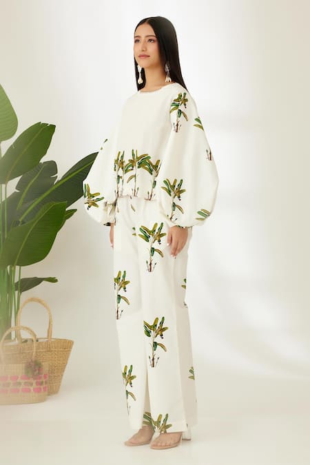 Nikasha_Off White Cotton Poplin Banana Tree Round Hand Painted Bubble Sleeve Top _Online_at_Aza_Fashions