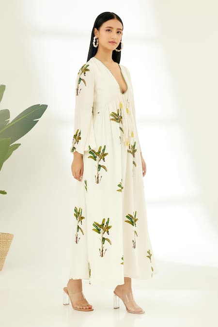 Buy_Nikasha_Off White 100% Crepe Sequin, Banana Tree Print, Thread And Hand Painted Dress 