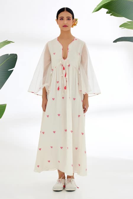 Nikasha_Cream Handwoven Jamdani Cotton Heart Pattern And Running Stitch Details Dress _Online_at_Aza_Fashions