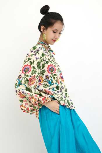 Buy_Nikasha_Beige 100% , Lining 100% Floral And Pola Printed Puff Sleeve Top _Online_at_Aza_Fashions