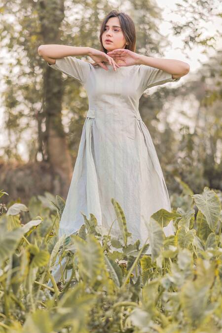 Shop Vaani Beswal Grey Handwoven Zari Cotton Stripes Round Neck Nirvana Kurta And Pant Set at Aza Fashions Shop_Vaani Beswal_Grey Handwoven Zari Cotton Stripes Round Neck Nirvana Kurta And Pant Set _at_Aza_Fashions