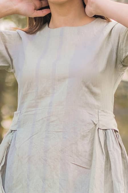 Shop Vaani Beswal Grey Handwoven Zari Cotton Stripes Round Neck Nirvana Kurta And Pant Set Online at Aza Fashions Shop_Vaani Beswal_Grey Handwoven Zari Cotton Stripes Round Neck Nirvana Kurta And Pant Set _Online_at_Aza_Fashions