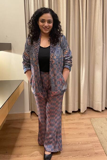 Saundh_Grey Pure Raw Silk Jacket Lapel Mizo Knitted Suit Set_Online_at_Aza_Fashions