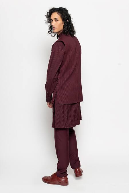 Buy Amaare Maroon Wool Bend Embroidered Bundi And Kurta Set Online at Aza Fashions Buy_Amaare_Maroon Wool Bend Embroidered Bundi And Kurta Set _Online_at_Aza_Fashions