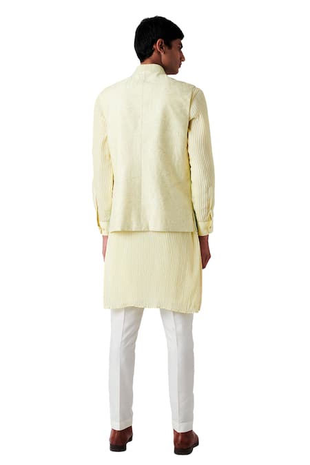 Shop Amaare Yellow Raw Silk Embroidered Bundi And Kurta Set at Aza Fashions Shop_Amaare_Yellow Raw Silk Embroidered Bundi And Kurta Set _at_Aza_Fashions