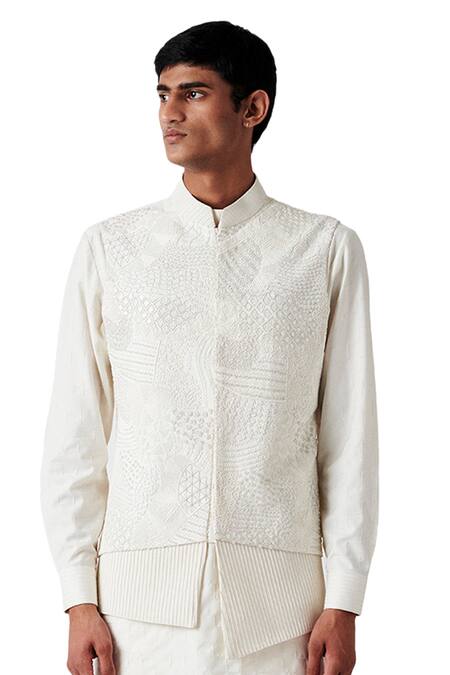 Buy_Amaare_White Embroidered Bundi And Kurta Set _Online_at_Aza_Fashions