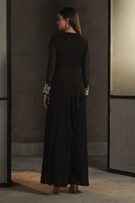 Shop Namrata Joshipura Black Georgette Embroidery Round Layered Jumpsuit at Aza Fashions Shop_Namrata Joshipura_Black Georgette Embroidery Round Layered Jumpsuit _at_Aza_Fashions