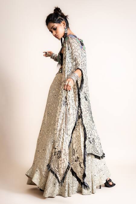 Nupur Kanoi_Off White Jacket And Pant- Georgette & Blouse- Crepe Kaftan & Circular Set_Online_at_Aza_Fashions