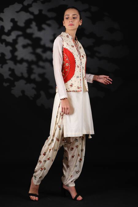 Nikasha_White Handwoven Cotton Jamdani Mandarin Collar Printed Jacket And Salwar Pant Set _Online_at_Aza_Fashions