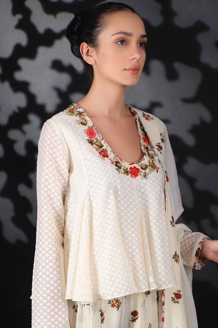 Buy_Nikasha_White Handwoven Cotton Jamdani U Neck Printed Dhoti Pant Set _Online_at_Aza_Fashions