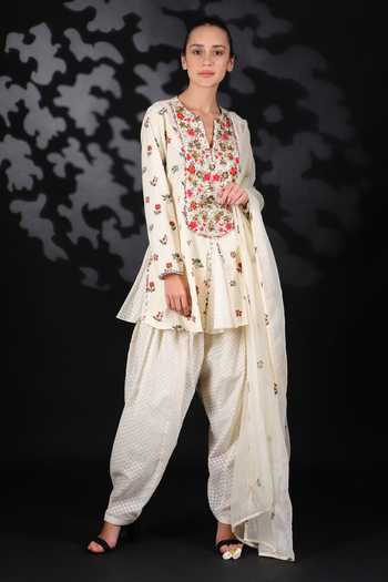 Nikasha Printed Kurta Set 