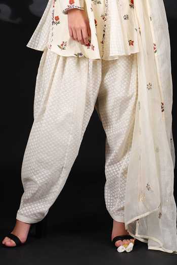 Shop_Nikasha_White Handwoven Cotton Jamdani Notched Printed Kurta Set _Online_at_Aza_Fashions