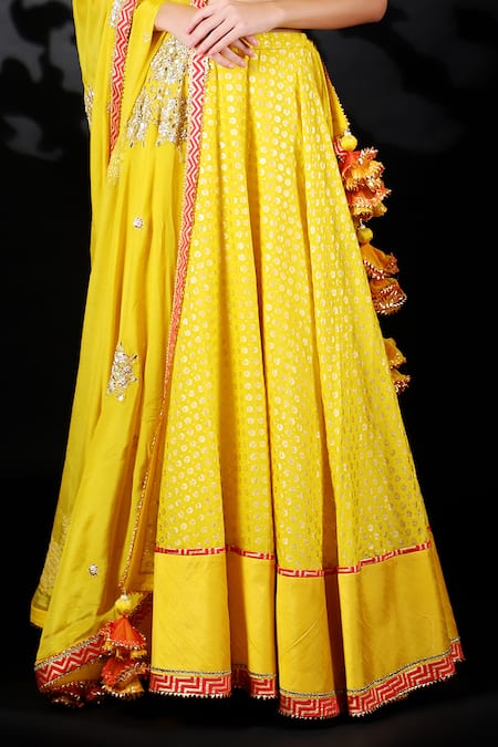 Nikasha_Yellow Cotton Silk, Matka Silk, Chinon Chiffon U Neck Floral Print Lehenga Set _at_Aza_Fashions