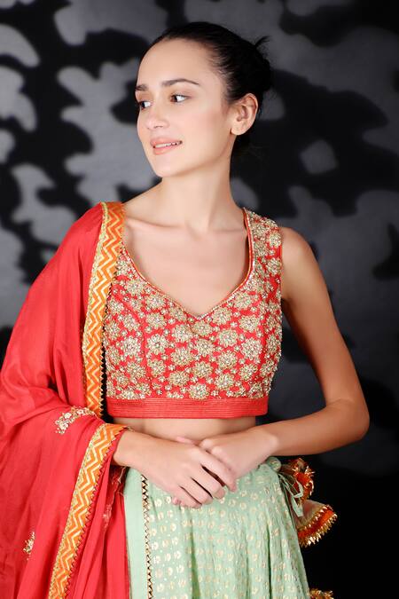 Buy_Nikasha_Green Cotton Silk, Matka Silk, Chinon Chiffon V Neck Printed Lehenga Set _Online_at_Aza_Fashions