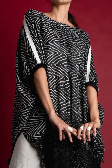 Nupur Kanoi_Black Silk Print Bandhani Notched Kurta And Lungi Set _at_Aza_Fashions