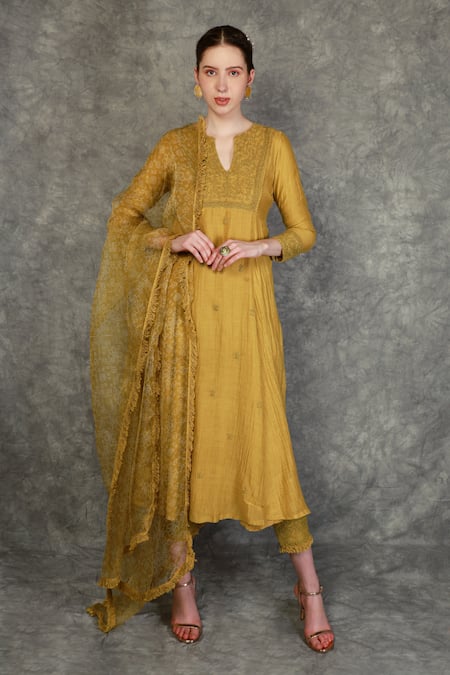 Neha Khullar Dori Embroidered Kurta Set 