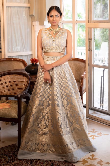 Neha Khullar Banarasi Lehenga Set 