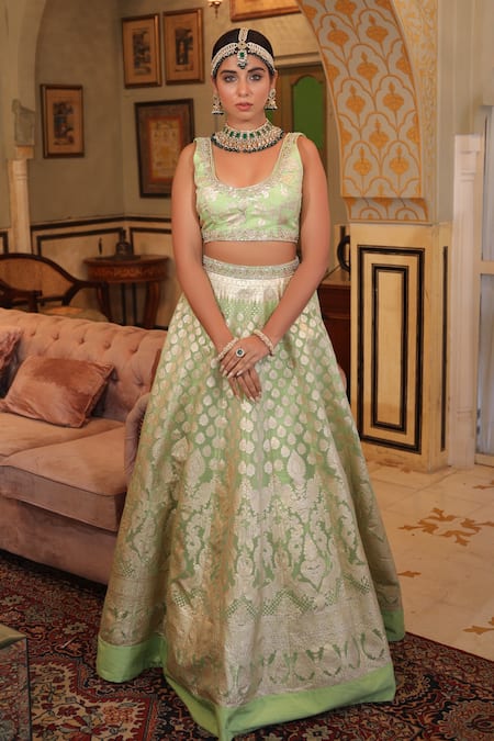 Neha Khullar_Green Banarasi Organza Sequin And Pearl, Zari Scoop Neck Lehenga Set _Online_at_Aza_Fashions