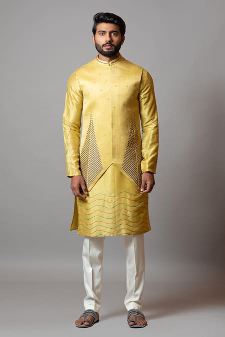 Paarsh Elkhorn Asymmetric Embroidered Bundi Kurta Set 