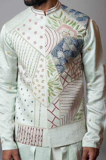 Shop PAARSH Green Cotton, Linen Satin Cutdana The Water Iris Embroidered Bundi Kurta Set Online at Aza Fashions Shop_PAARSH_Green Cotton, Linen Satin Cutdana The Water Iris Embroidered Bundi Kurta Set _Online_at_Aza_Fashions