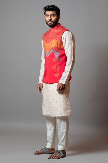 PAARSH Filigree Embroidered Bundi Kurta Set 