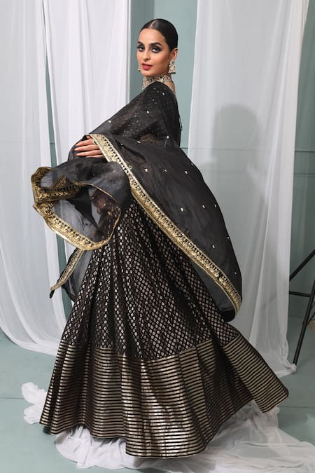 Buy_Neha Khullar_Black Organza, Banarasi Silk V Neck Embroidered Lehenga Set _Online_at_Aza_Fashions