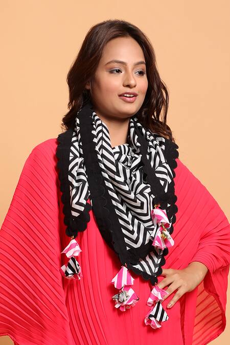Nikasha_Black Tassels Cotton Printed Scarf _Online_at_Aza_Fashions