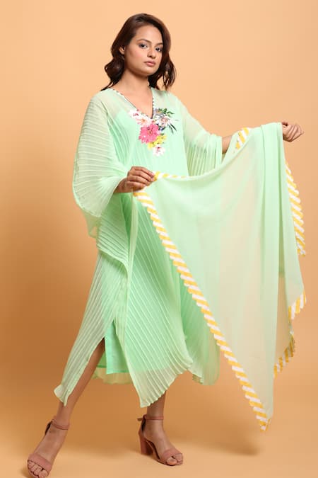 Nikasha Green Foil Printing Scallop Hem Scarf 