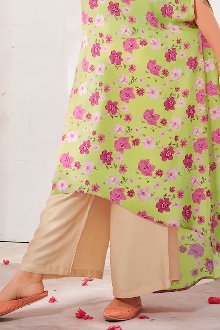 Buy Namrata Lakhotia Green Crepe Embroidery Round Printed Kurta And Palazzo Set Online at Aza Fashions Buy_Namrata Lakhotia_Green Crepe Embroidery Round Printed Kurta And Palazzo Set _Online_at_Aza_Fashions