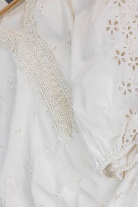 Mulmul White Mulmul Cotton Asota Kurta And Floral Organza Salwar Set Online at Aza Fashions Mulmul_White Mulmul Cotton Asota Kurta And Floral Organza Salwar Set _Online_at_Aza_Fashions