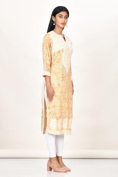 Khwaab By Sanjana Lakhani_Beige Cotton, Silk Mirrors, Embroidery Round Printed Kashmiri Thread Work Kurta _Online_at_Aza_Fashions