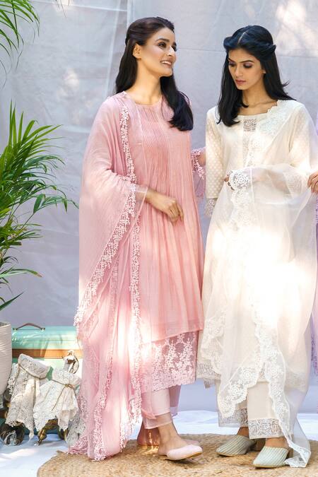 Naaz By Noor_Pink Cotton, Organza, Silk Chanderi Embroidered Kurta Set _Online_at_Aza_Fashions