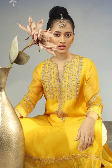 Neha Poddar Yellow Kurta Organza Pant Silk Round Embroidered And Set Online at Aza Fashions Neha Poddar_Yellow Kurta Organza Pant Silk Round Embroidered And Set _Online_at_Aza_Fashions