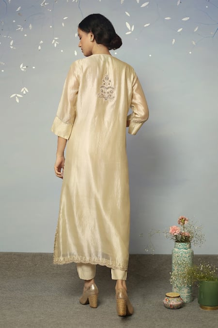 Shop Neha Poddar Beige Kurta And Pant Silk Dupatta Organza Round Set at Aza Fashions Shop_Neha Poddar_Beige Kurta And Pant Silk Dupatta Organza Round Set _at_Aza_Fashions