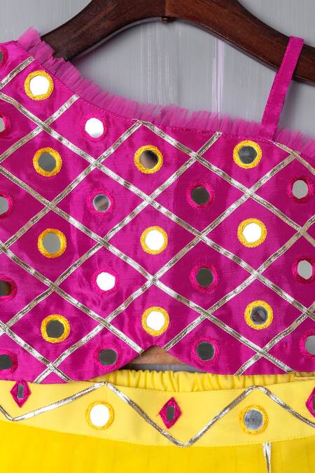 Nadaan Parindey_Yellow Silk, Net, Cotton Mirrors Embroidered Lehenga Set _at_Aza_Fashions