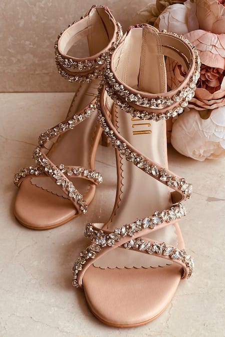Buy Black Heeled Shoes for Women by Carlton London Online | Ajio.com