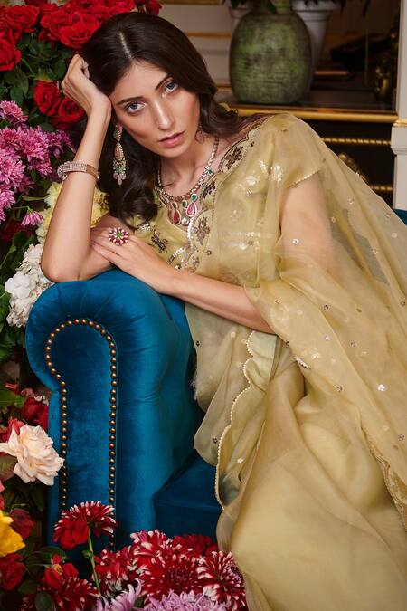 Sahil Kochhar_Green Raw Silk, Organza 35gm Floral V Neck Embroidered Saree With Blouse _Online_at_Aza_Fashions