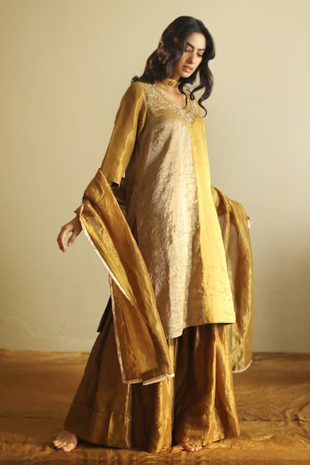 Shorshe Clothing Gold Handloom Tissue Embroidery V Neck Kurta And Salwar Set 