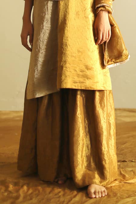 Buy_Shorshe Clothing_Gold Handloom Tissue V Neck Kurta And Salwar Set _Online_at_Aza_Fashions