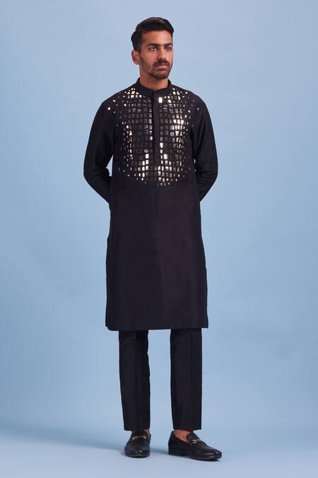 Diyarajvvir Cotton Silk Embroidered Kurta Set 