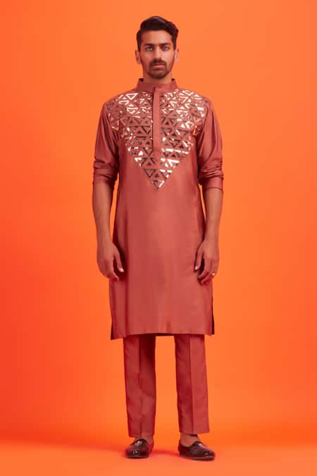 Diyarajvvir Cotton Silk Embroidered Kurta Set 