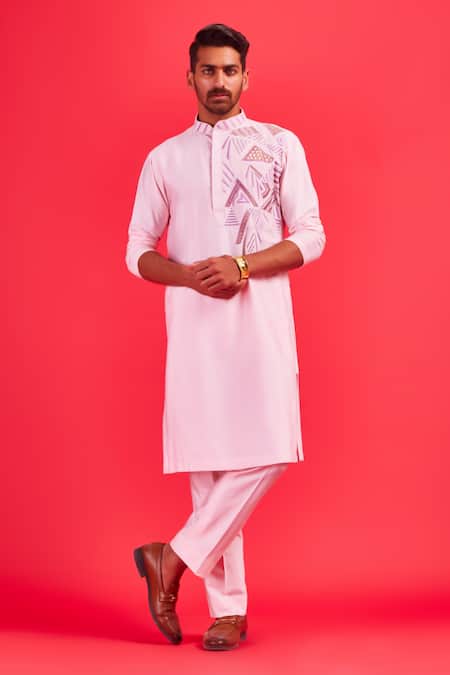 Diyarajvvir Cotton Silk Embroidered Kurta 