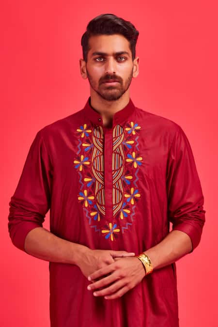 Diyarajvvir_Maroon Cotton Silk Acrylic And Thread Mix Embroidered Kurta Set _Online_at_Aza_Fashions