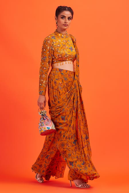 DiyaRajvvir Printed Pre-Draped Saree With Blouse 