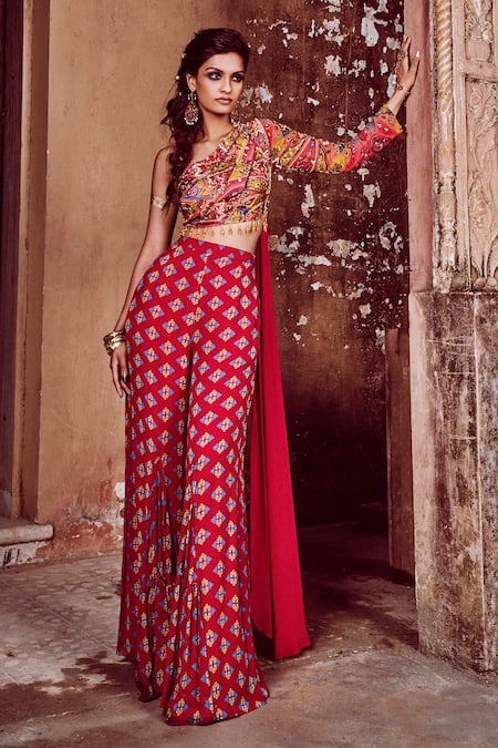 DiyaRajvvir One Shoulder Crop Top & Godet Pant Set 