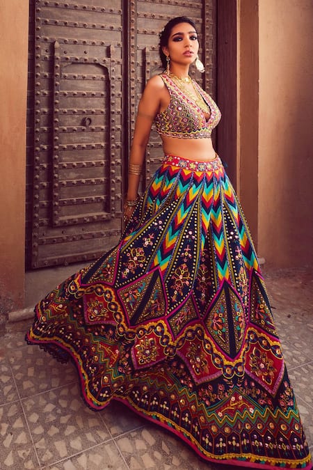 Shop_Diyarajvvir_Blue Raw Silk Lining Shantoon And Mull Cutdana, Embroidered Blouse & Lehenga Set _at_Aza_Fashions
